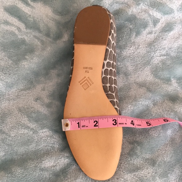 NWT  7 For All Mankind flat shoes - Picture 8 of 8